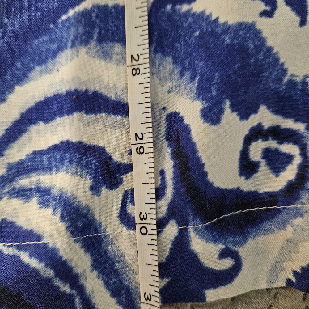 Soft Surroundings Blue and White Floral Popover EUC - Picture 5 of 7